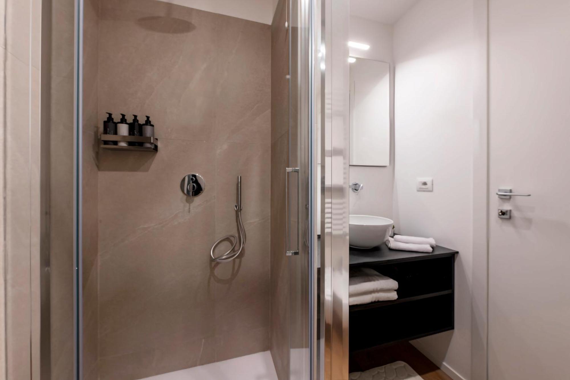 Bnbutler - Inbrera Suites - Giulianova, 1 Milan Exterior photo